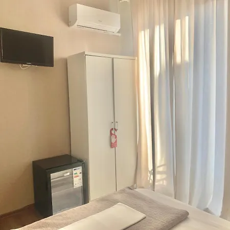 B&B Center 3*